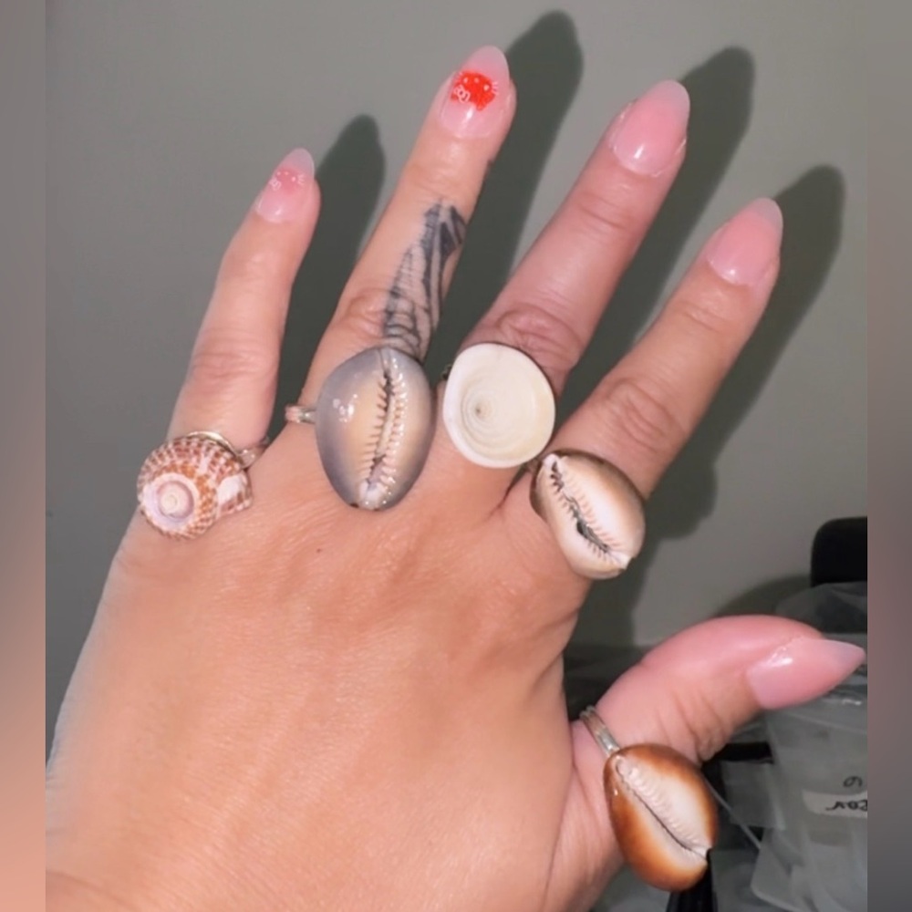 Natural Shell Women's Ring Set - image 1